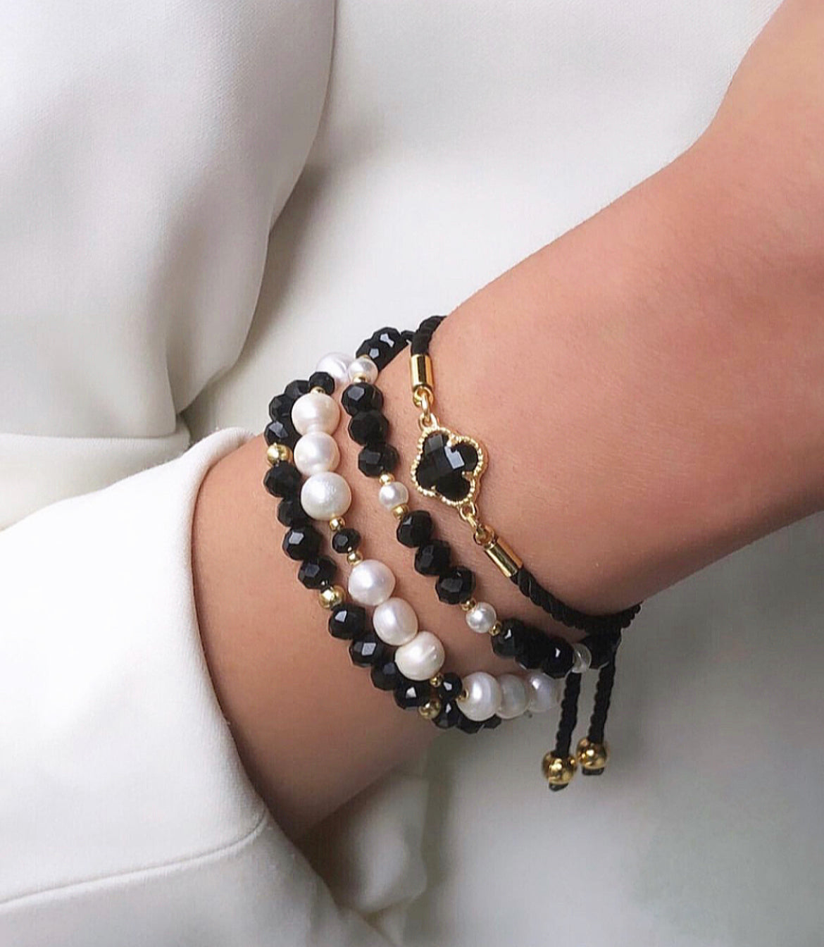 Black Crystal & Pearl Bracelet Set