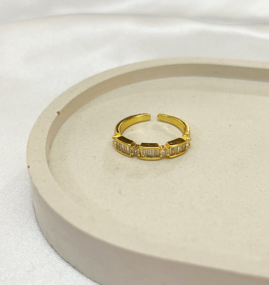 3-Stone Baguette Ring